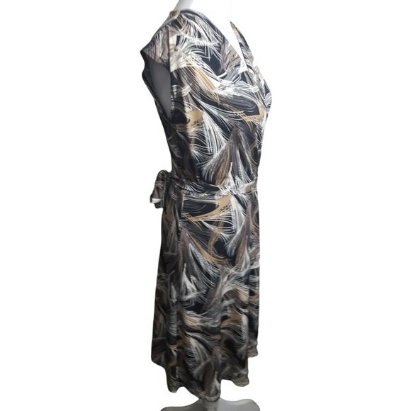 212 Collection Faux Wrap Midi Dress Size XS Black Gold Botanical Print Bodycon - Picture 7 of 9